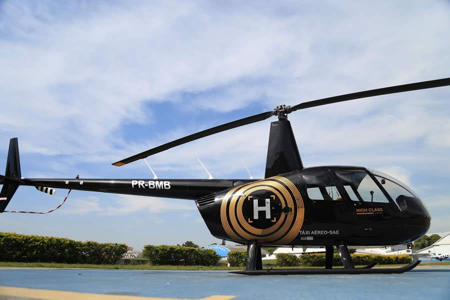 Robinson R44 Raven 2 High Class - Josu&eacute; Soares dos Santos