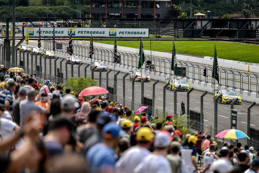 O Velopark volta a receber a Stock Car depois de quase tr&ecirc;s anos (Lu&iacute;s Fran&ccedil;a/Stock Car)