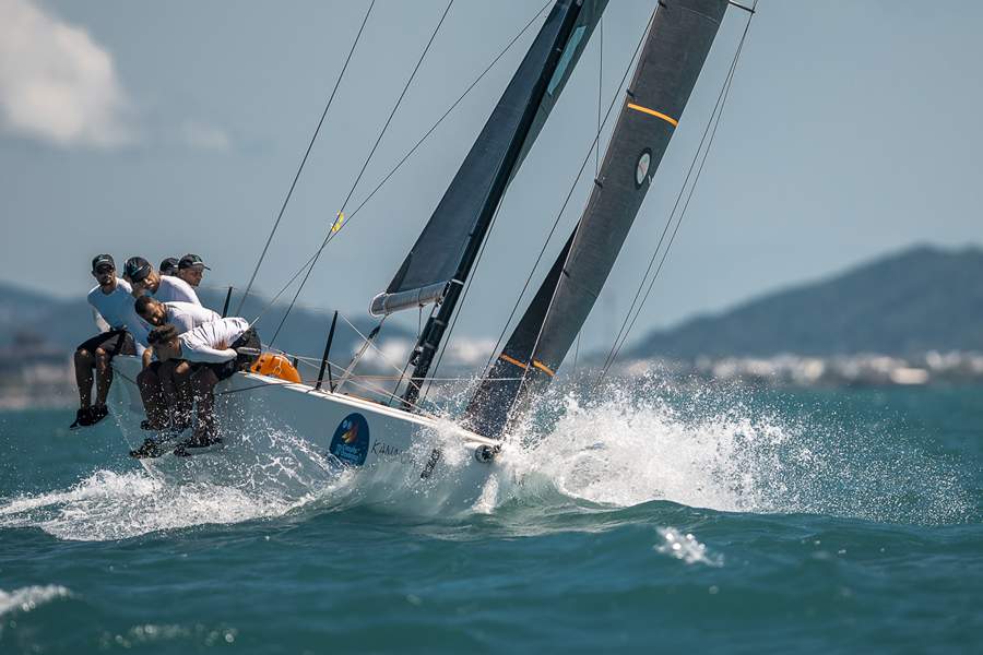 Campe&atilde;o Mundial destaca import&acirc;ncia da Vela de Oceano para jovens atletas