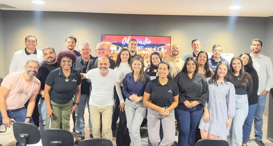 Gestores da Simetria Brasil participam de treinamentos voltados à formação de líderes