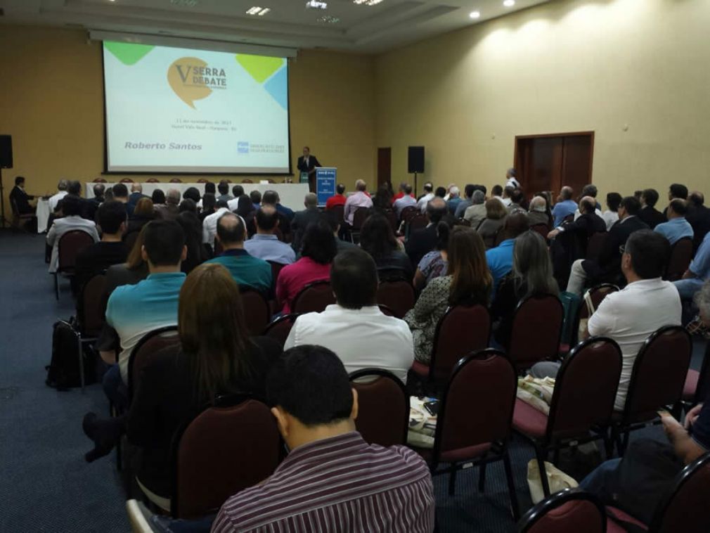 Sincor-RJ promoveu V Serra Debate em Petrópolis
