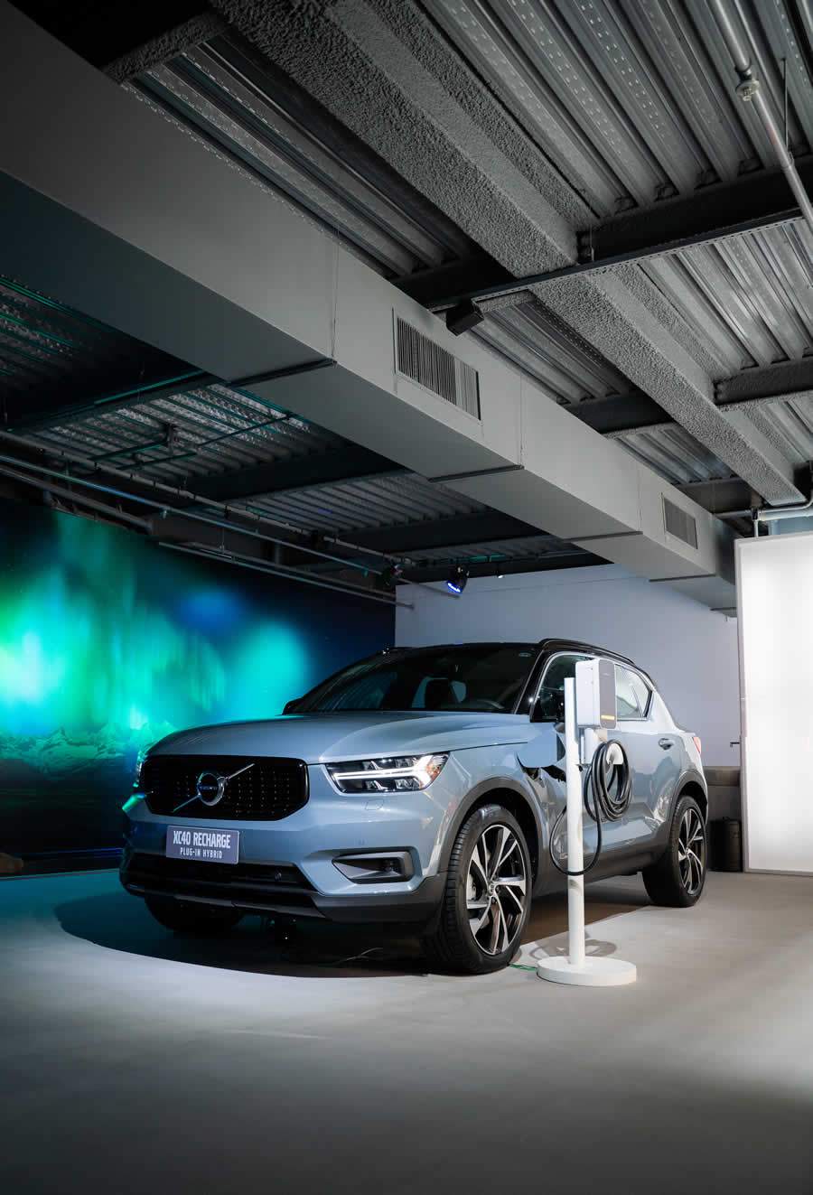Volvo Car Brasil inaugura espaço eletrificado em novo shopping de luxo de São Paulo