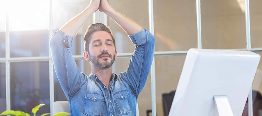 Aromaterapia no trabalho - harmonizando o seu ambiente de trabalho