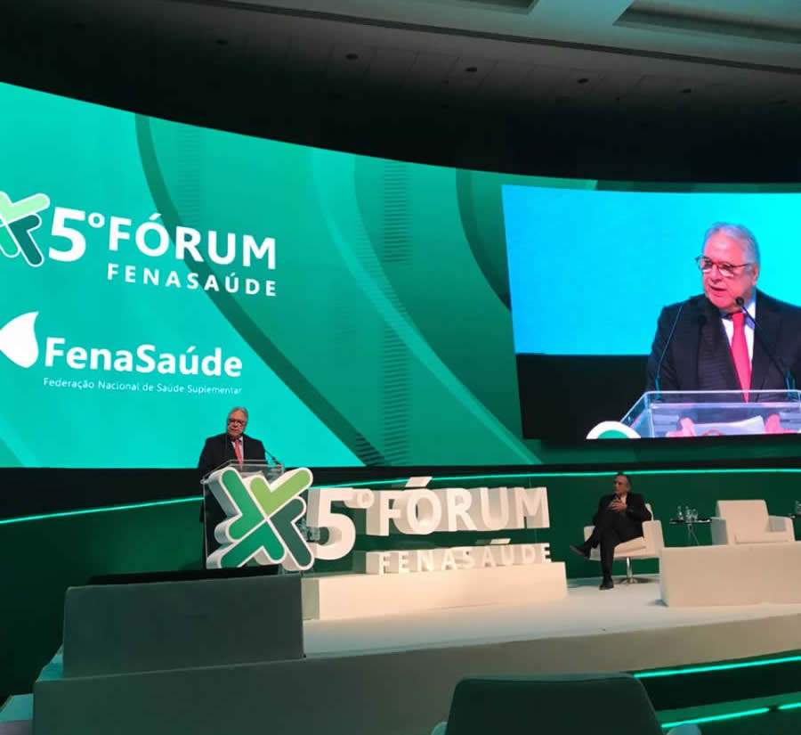 Na abertura do 5&ordm; F&oacute;rum FenaSa&uacute;de, presidente da CNseg aponta os desafios que pesam sobre a sustentabilidade da Sa&uacute;de Suplementar