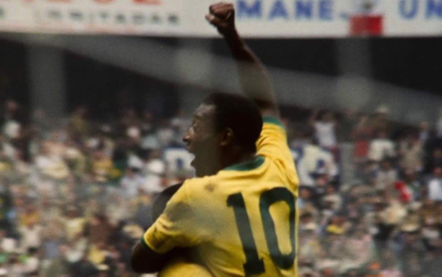 Pel&eacute; no document&aacute;rio sobre ele na Neflix - Reprodu&ccedil;&atilde;o/Netflix
