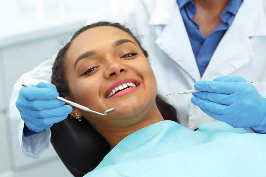 Amil Dental lança campanha de descontos