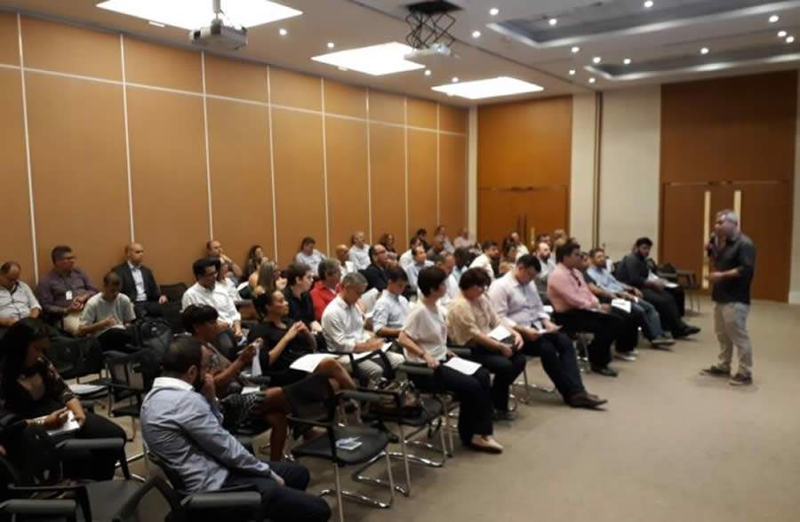 Sincor-RJ ministra curso sobre gestão de uma corretora de seguros