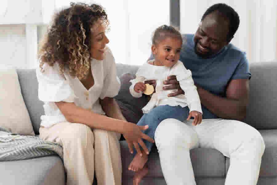 Maio Furta-cor: saiba como apoiar a saúde mental materna