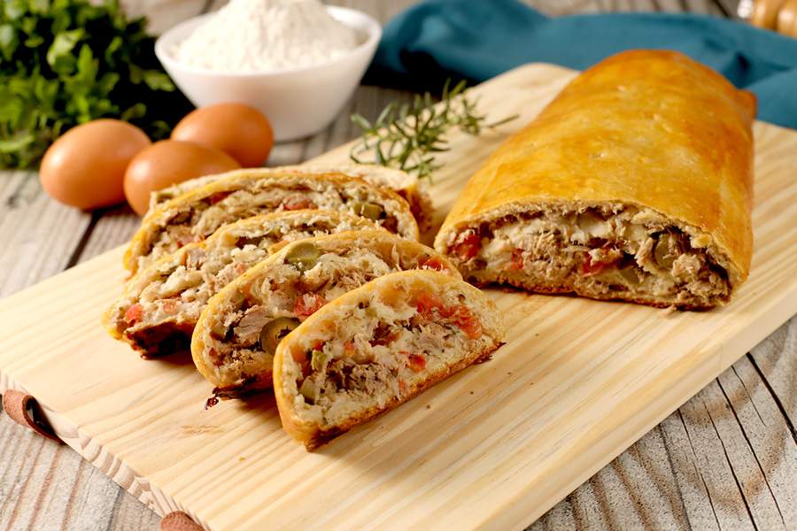 P&atilde;o Recheado com Atum