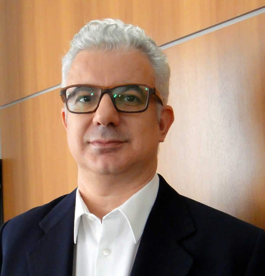 Competindo com as m&aacute;quinas e n&atilde;o contra as m&aacute;quinas