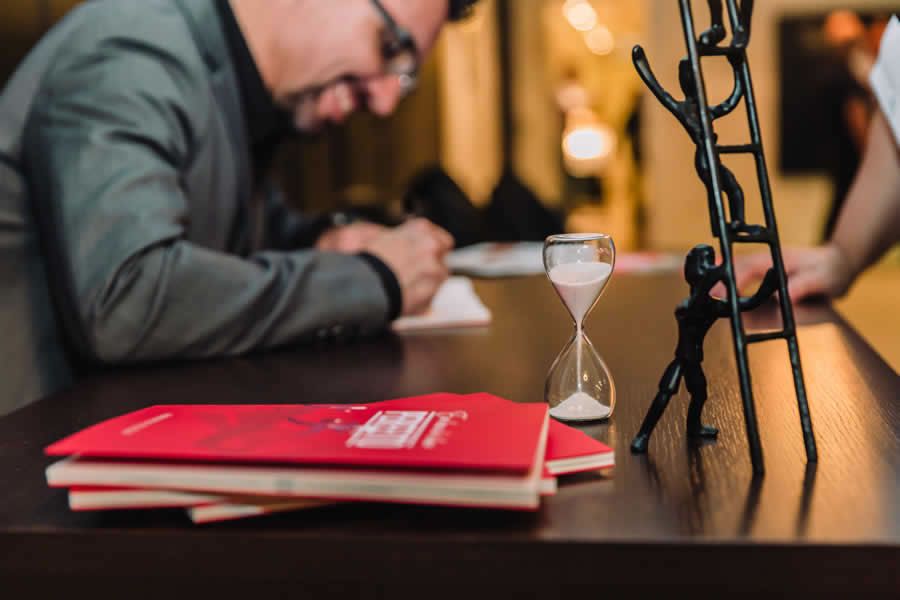 Obra está disponível nas lojas e site da Blulivro e na Catarina Náutica