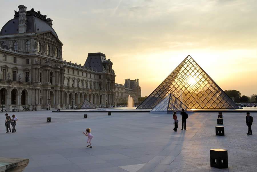 Louvre_Paris_CreditoObrigatorio_Atout France-Maurice Subervie