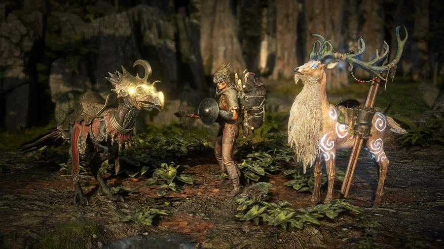 Da esquerda para a direita: Montaria de Guarda Real Rhoa, Bolsa Dorsal de Troféu de Caçador e Mascote: Cervo Nobre Azmeriano