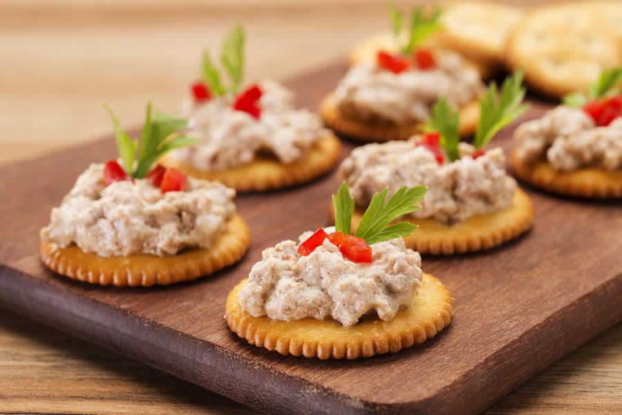 Saltvita com patê de atum - Divulgação Vitarella