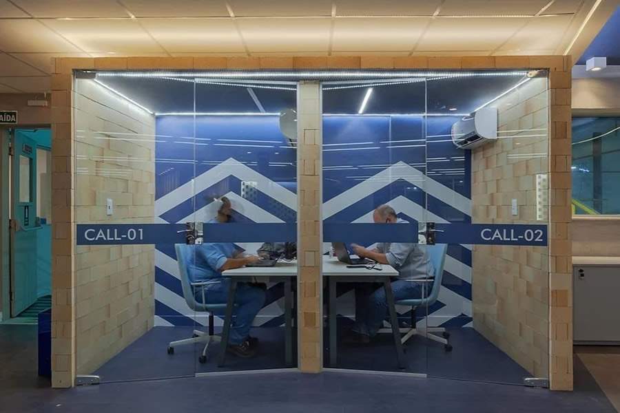No trabalho do futuro, cabines de call s&atilde;o solu&ccedil;&atilde;o para atender prefer&ecirc;ncia por reuni&otilde;es virtuais
