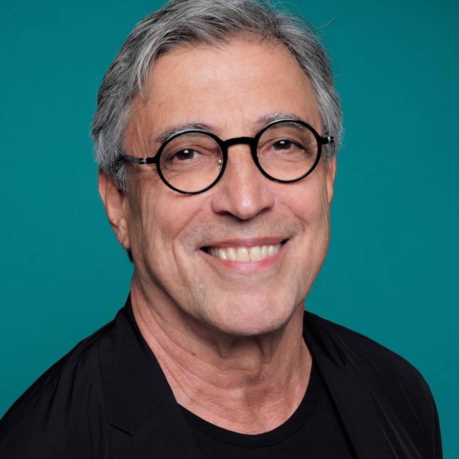Ivan Lins apresenta show in&eacute;dito no Teatro J. Safra