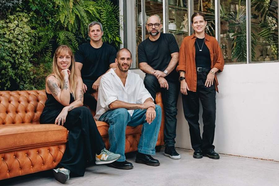  Tassiana Ghorayeb, Diogo Bonapart, Enricco Benetti, Henrique Souza e Mariana Palmeira \ cr&eacute;ditos: Lana Pinho/Divulga&ccedil;&atilde;o BFerraz