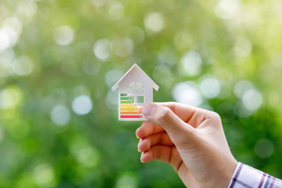 Conta de energia el&eacute;trica: Confira dicas simples e pr&aacute;ticas para reduzir o consumo