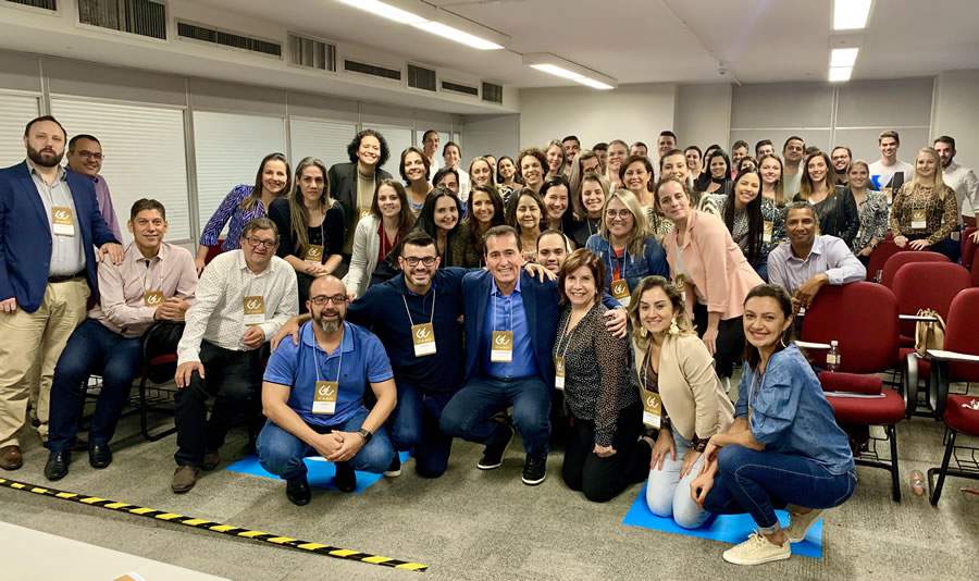 Lideran&ccedil;a jovem do mercado segurador participa de encontro sobre gest&atilde;o