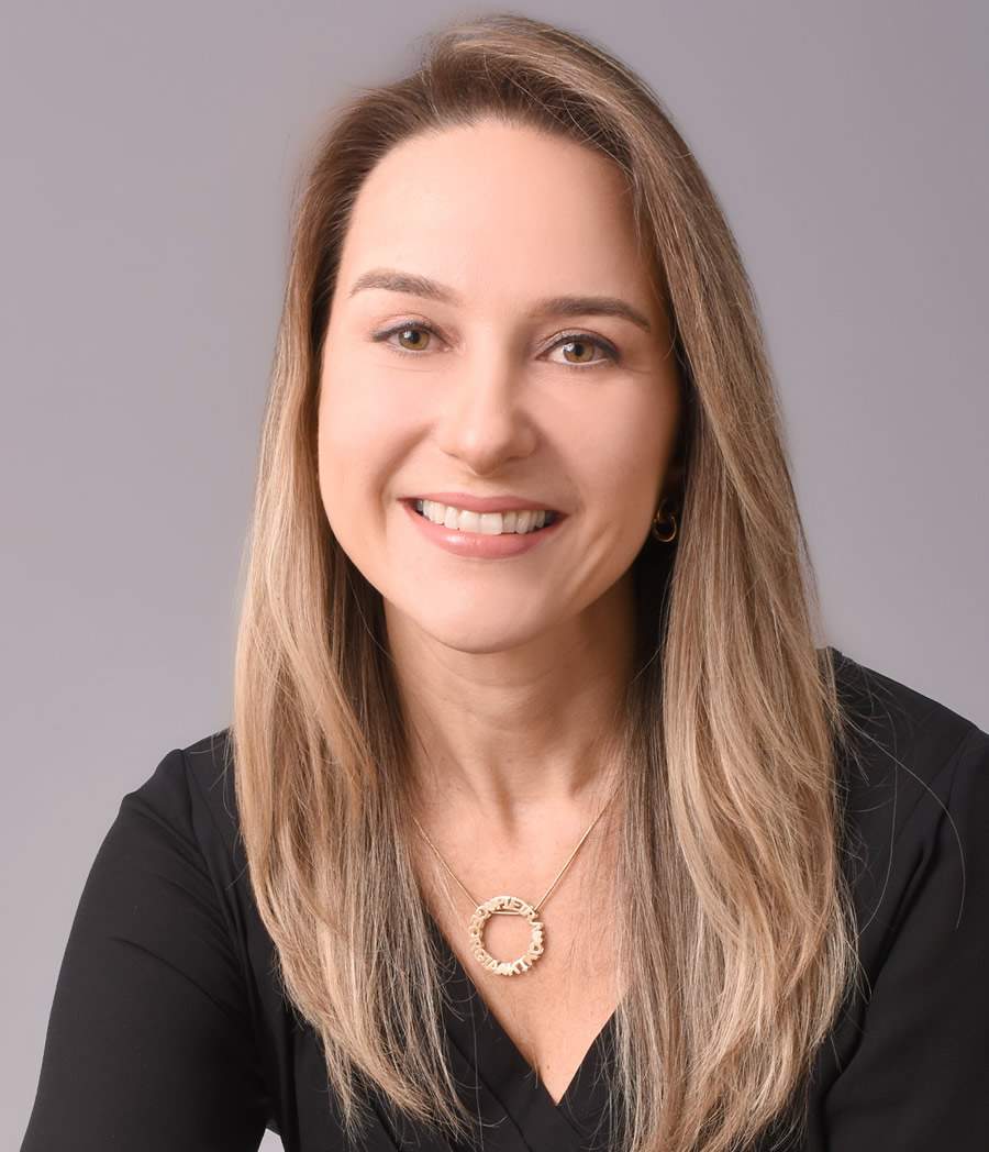 Izabela R&uuml;cker Curi