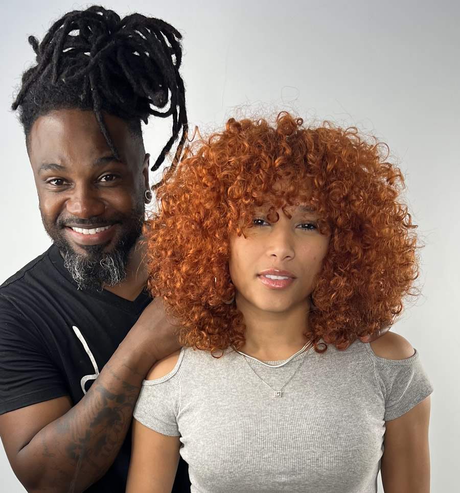 Tendências 2024 de cabelo crespo e cacheado com Juninho Loe