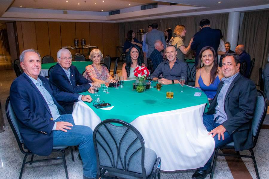 Bolinhas reunidos no jantar de final de ano em dezembro de 2023- Foto: Divulga&ccedil;&atilde;o
