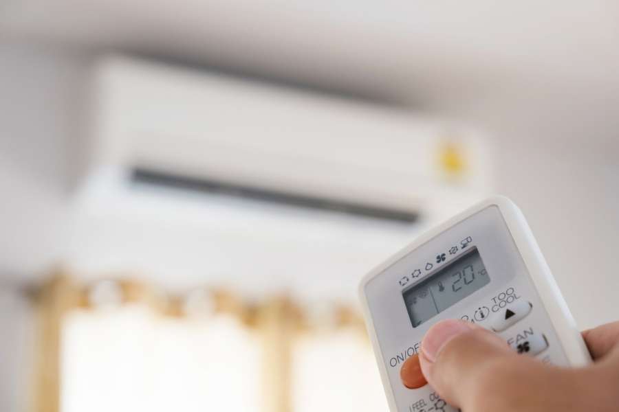 Ar-condicionado desregulado pode prejudicar a produtividade e a saúde  dos funcionários