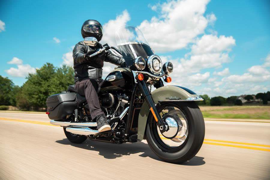 O que devo fazer para amaciar minha nova motocicleta Harley-Davidson®? - H-D Heritage Classic 114 - Harley-Davidson do Brasil