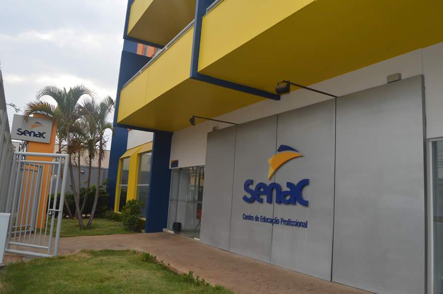 Fachada_UberlandiaMartins_LarissaTeixeira