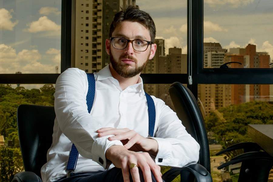 Adam Patterson (Economista e s&oacute;cio da Redirection International) - Divulga&ccedil;&atilde;o