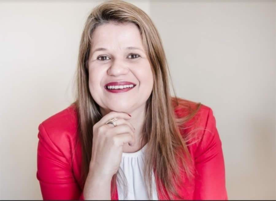 Especialista em desenvolvimento humano, Susanne Andrade, é autora dos best-sellers "O Poder da Simplicidade no Mundo Ágil", "O Segredo do Sucesso é Ser Humano", e do livro digital "A Magia da Simplicidade" - (Crédito: Divulgação)