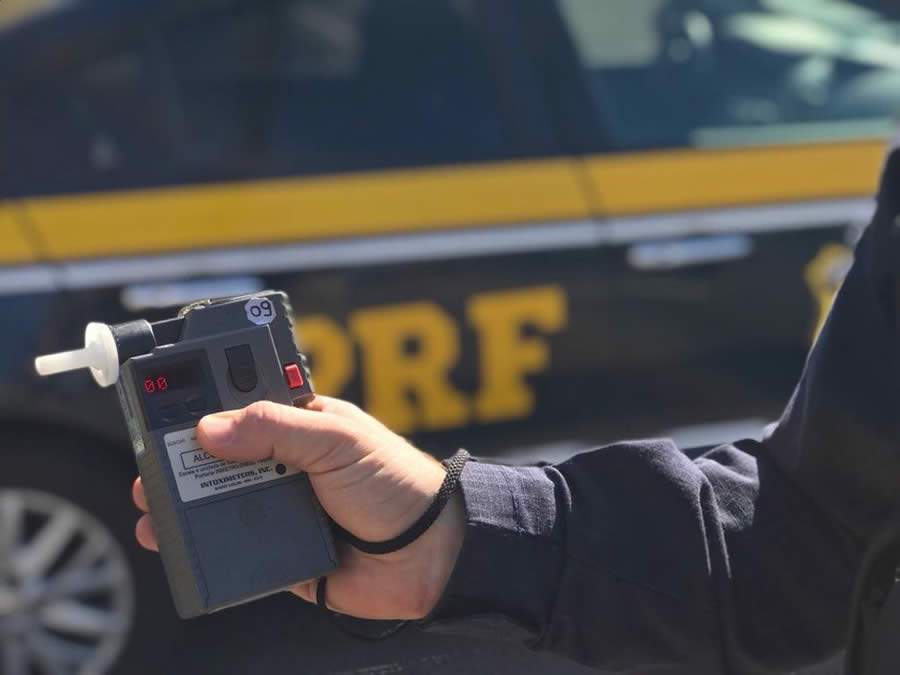 &Aacute;lcool e dire&ccedil;&atilde;o uma combina&ccedil;&atilde;o perigosa no tr&acirc;nsito