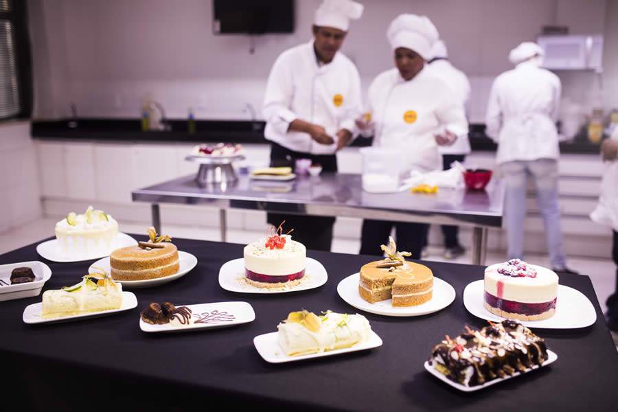 INSTITUTO GOURMET BRASIL ALIA AULAS DE GASTRONOMIA COM EMPREENDEDORISMO - FOTO DIVULGA&Ccedil;&Atilde;O