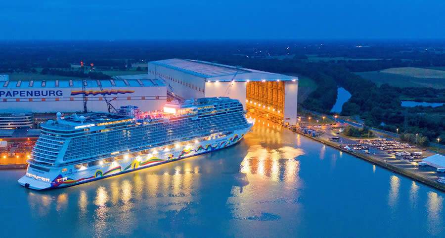 Norwegian Encore Deixa o Estaleiro Pela Primeira Vez