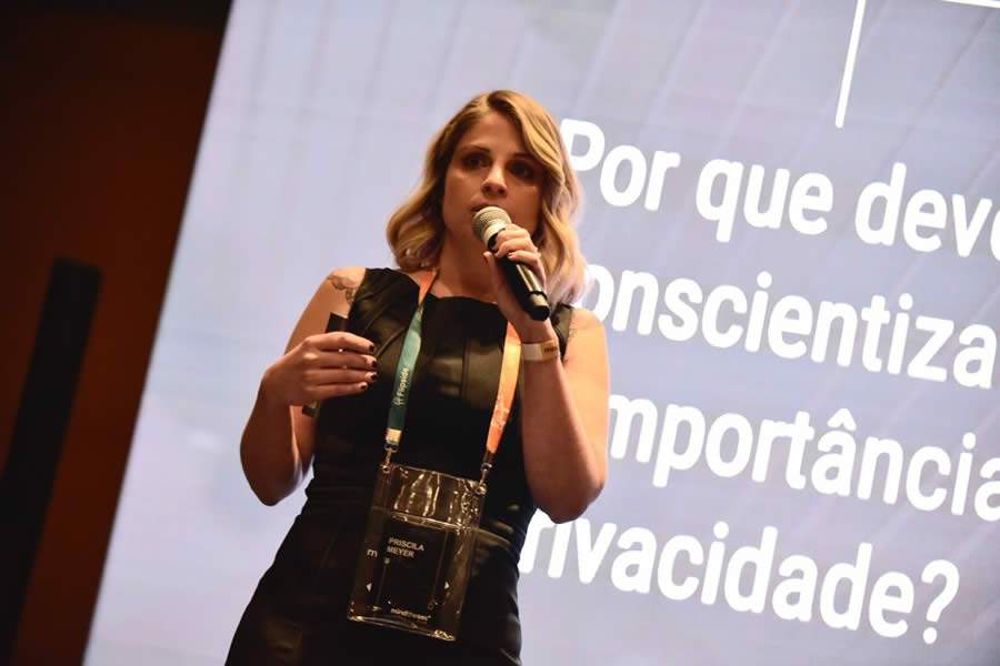 Menos de 30% das empresas preparam funcion&aacute;rios para que trabalhem em conformidade com a LGPD, revela pesquisa