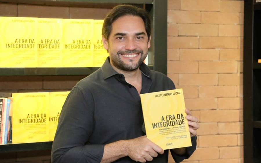 As resolu&ccedil;&otilde;es de ano novo na trilha da evolu&ccedil;&atilde;o de consci&ecirc;ncia