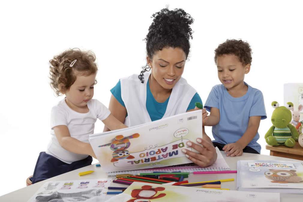 A utilização de material didático para crianças de até 5 anos não é prevista nas Diretrizes Curriculares Nacionais - créditos: divulgação / Aprende Brasil