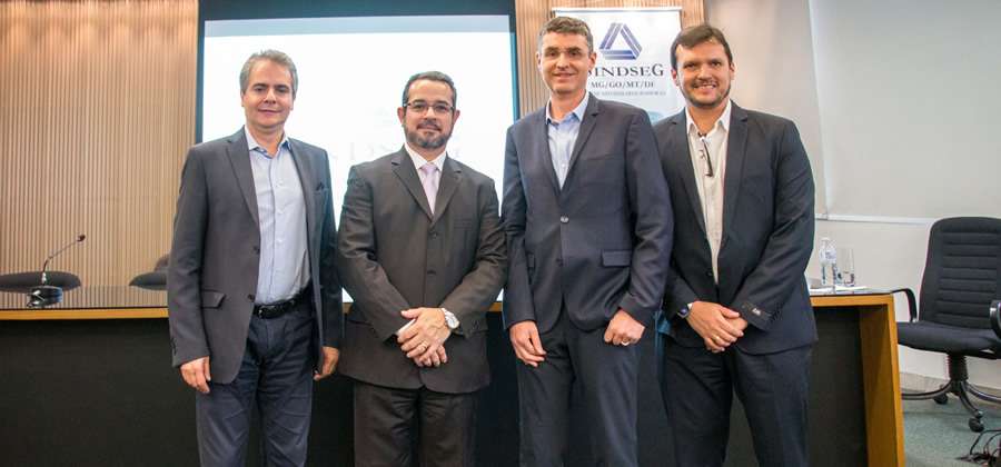 Especialistas Debatem Vendas Online e Riscos Cibern&eacute;ticos