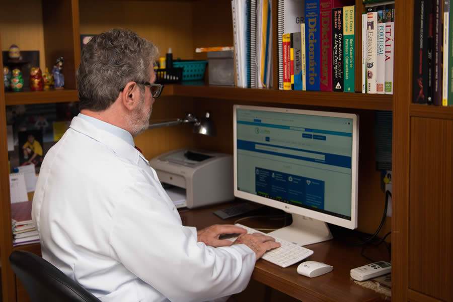 Custo de conv&ecirc;nio m&eacute;dico sobe, e empresas buscam alternativas