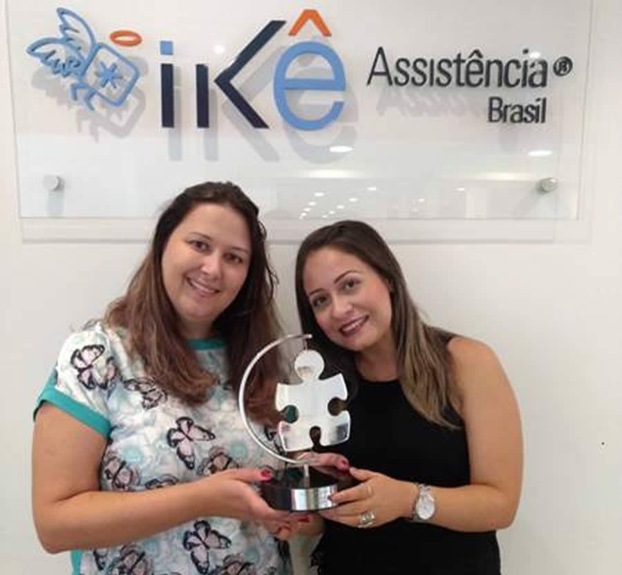 Legenda da Imagem: Awdrey Trova e Luciana Loro