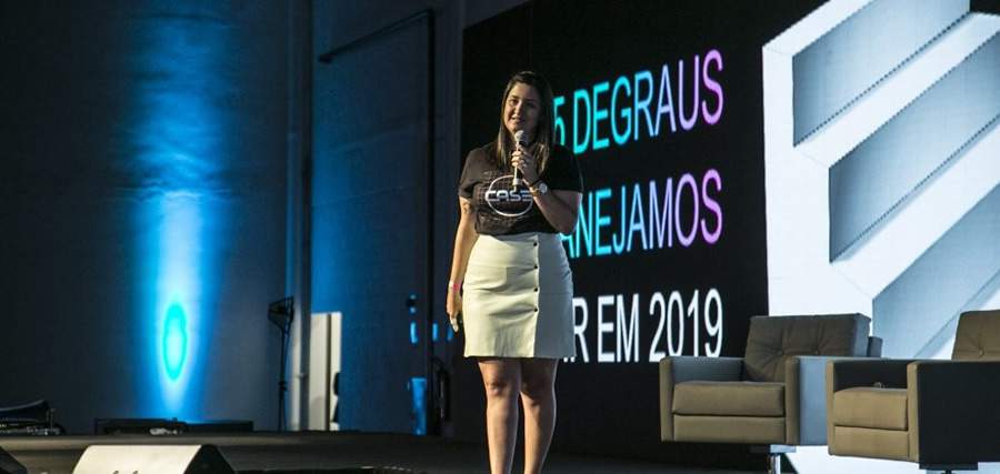 Young Leaders ajuda a inspirar jovens lideran&ccedil;as para se tornarem executivos mais preparados
