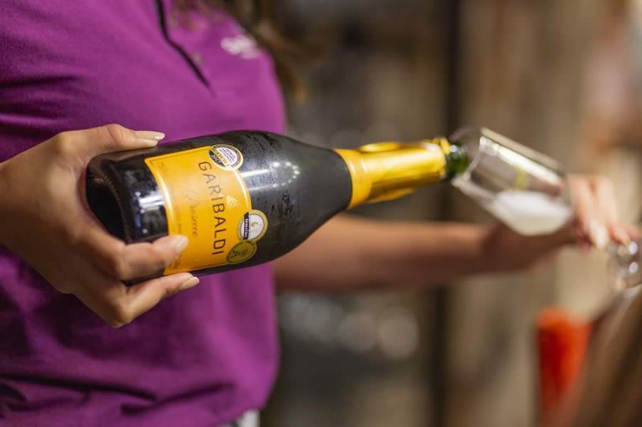 Cr&eacute;dito Augusto Tomasi