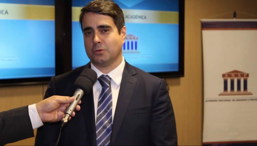 Gustavo Cunha Mello ministra palestra no 2&ordm; Workshop Corretor do Futuro