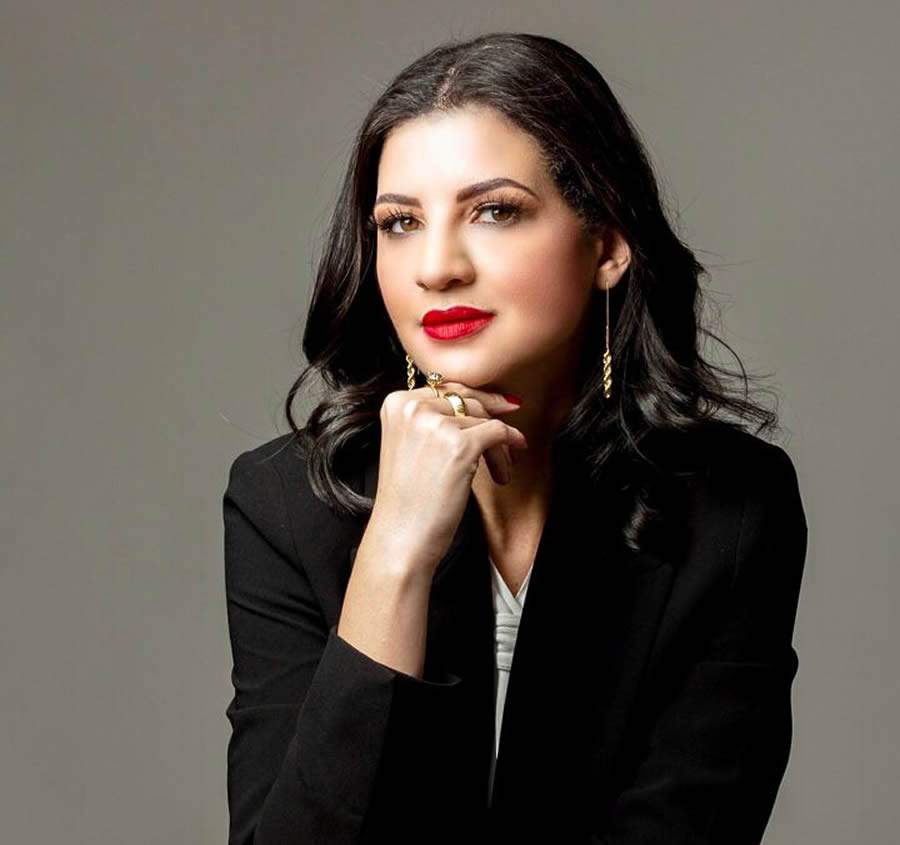 Ang&eacute;lica Rebello