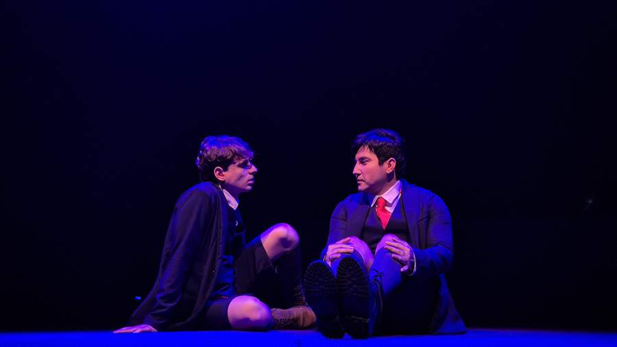 Cena de O Despertar da Primavera - Crédito fotográfico Rodrigo Calonga