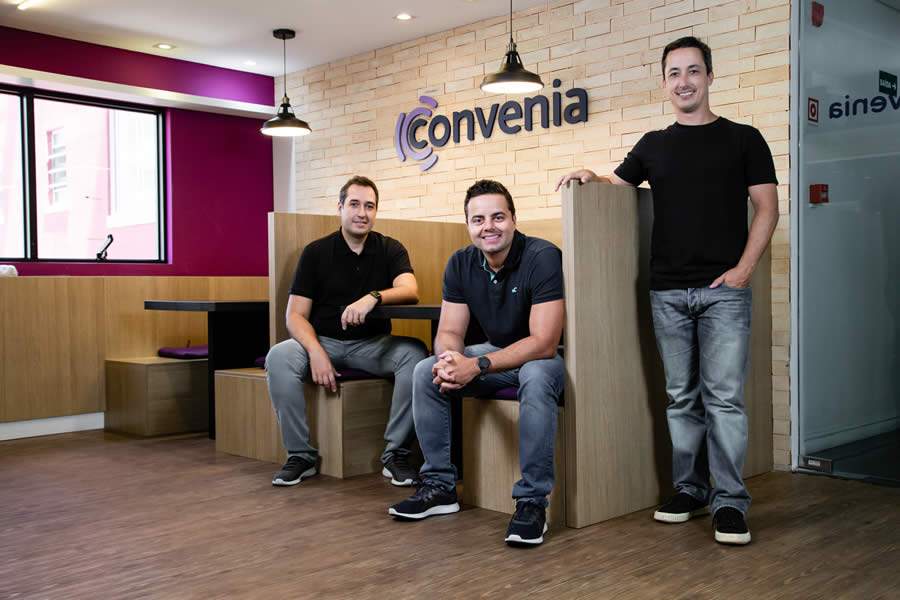 Marcelo Furtado_ CEO e cofundador da Convenia_Anderson Poli_cofundador da Convenia_Rodrigo Silveira_ cofundador da Convenia. Cr&eacute;dito Luciano Alves
