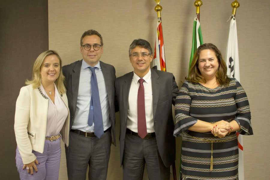 Palestra da AIDA abordou Media&ccedil;&atilde;o online ADR e ODR