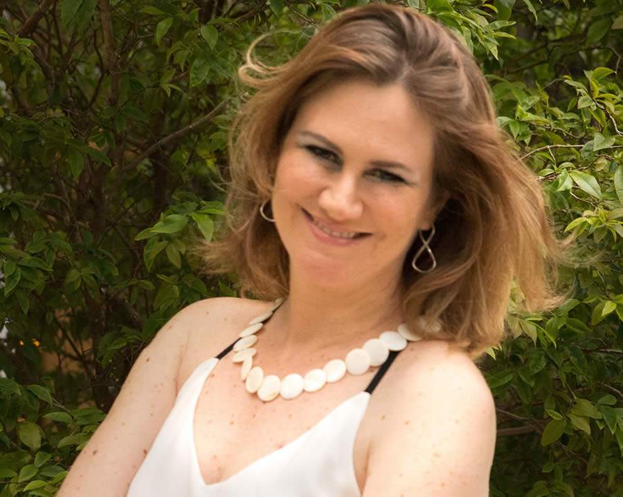 Lucedile Antunes - Divulga&ccedil;&atilde;o - Literare Books International