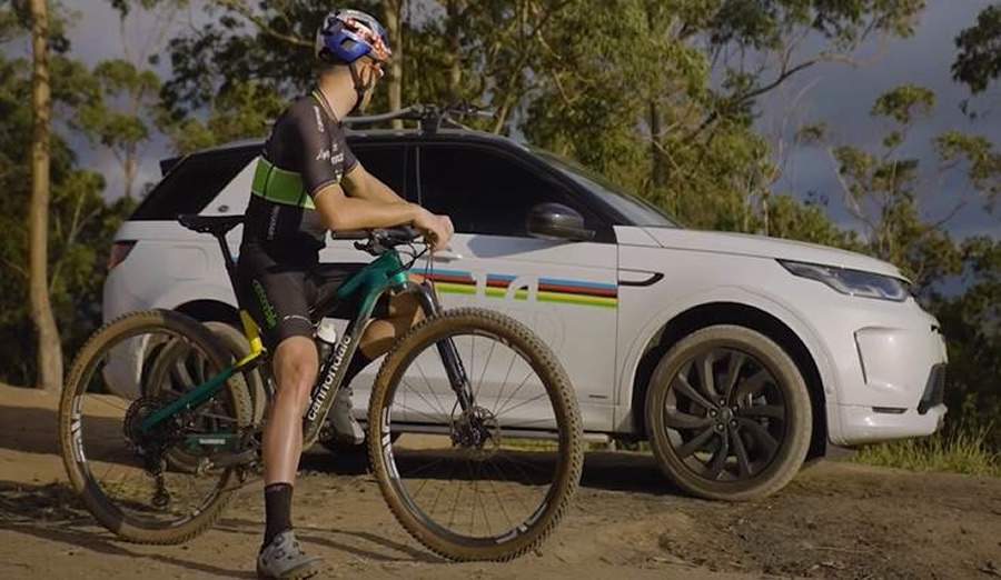 Land Rover Lan&ccedil;a Webs&eacute;rie Com Henrique Avancini e Fortalece La&ccedil;o Aventureiro Com o Ciclista