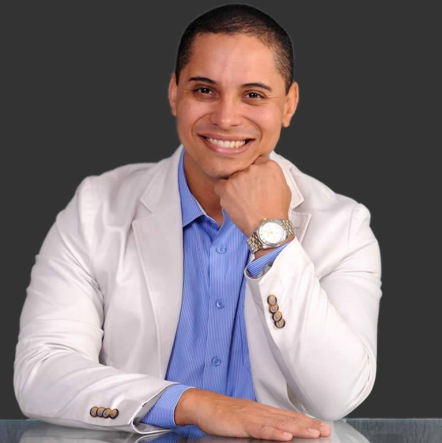 Legenda da Imagem:  Rodrigo Miranda